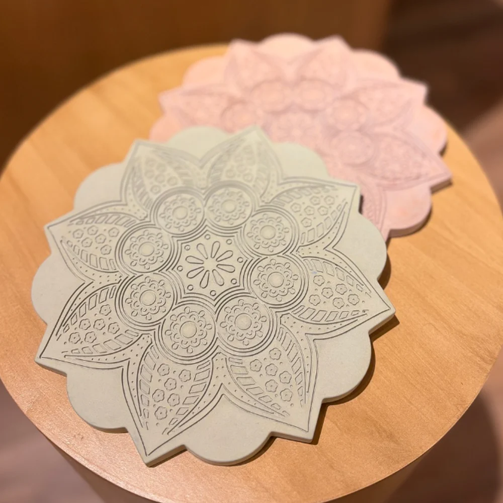 Base mándala grande en concreto